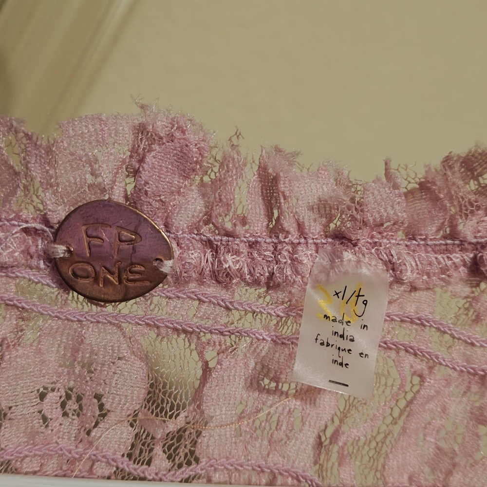 Free People One Madison Top Women XL Smocked 🌹 Rose Lace Sheer Fairy Pink Boho - Picture 11 of 13